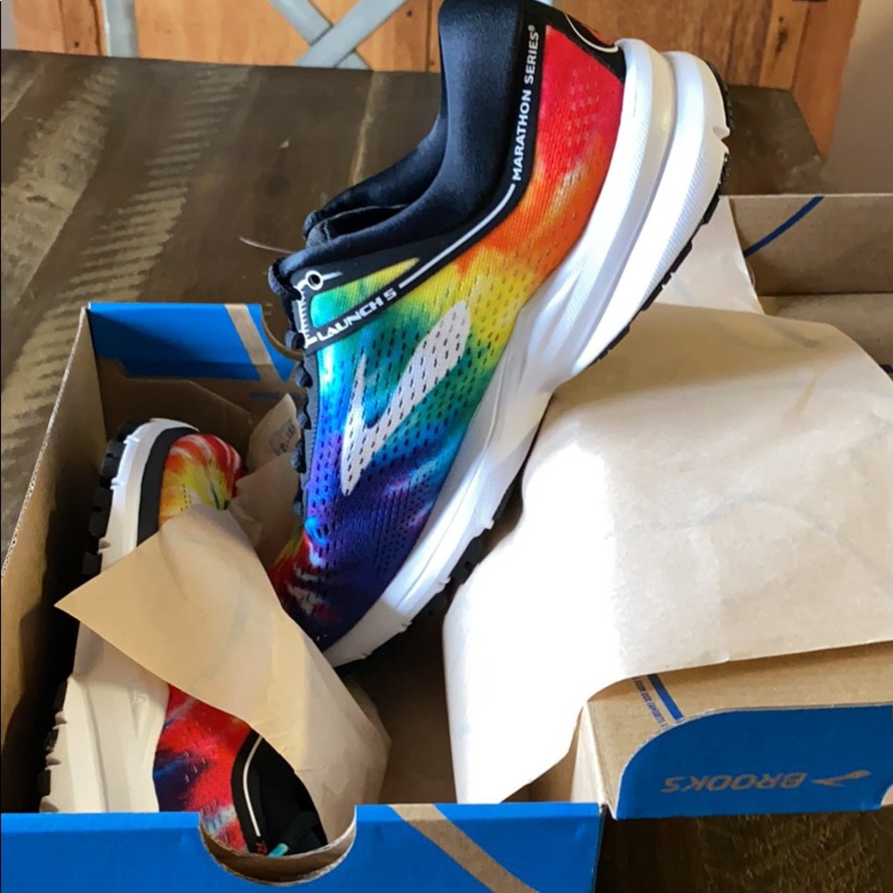 LAST PAIR Brooks Launch 5 Tie-Dye